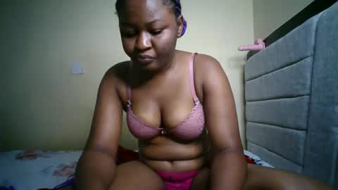 Snapshot of naughtybrownny chatting on June 20, 2026, 9:56 am MUMU online show from June 20, 2026, 9:56 am
