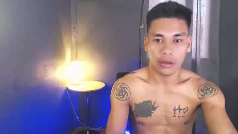 naughtyfuck_boy online show from May 1, 2026, 1:54 am