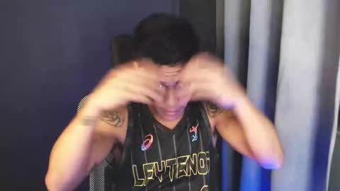 naughtyfuck_boy online show from May 18, 2026, 11:16 am