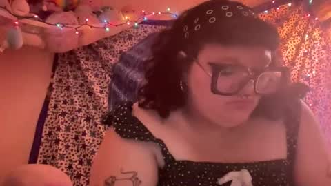 Snapshot of naughtygirl637100 chatting on November 28, 2025, 11:07 pm Naughty Girl online show from November 28, 2025, 11:07 pm