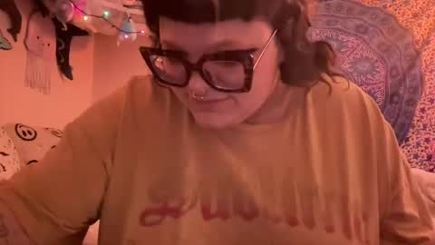 Snapshot of naughtygirl637100 chatting on December 14, 2025, 1:11 am Naughty Girl online show from December 14, 2025, 1:11 am