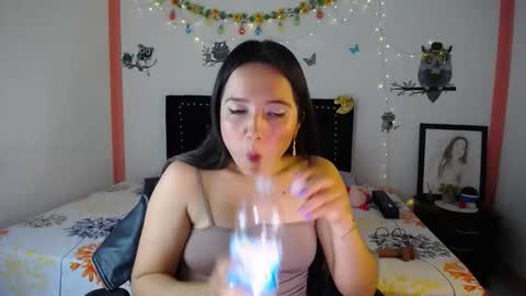 Valeria  online show from February 11, 2025, 10:07 pm