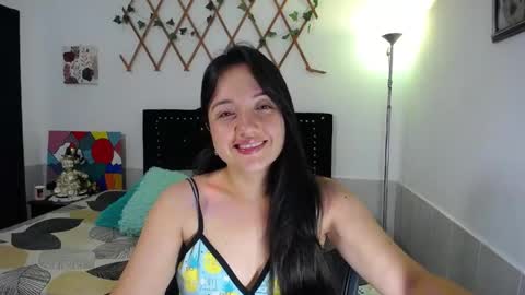 Valeria  online show from April 21, 2026, 8:20 am