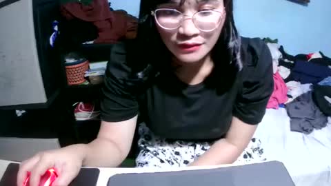 naughtykate69495126 online show from March 31, 2026, 8:15 am