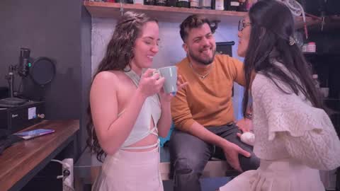 ANDREA STEPH  MIKE online show from December 14, 2024, 6:20 pm