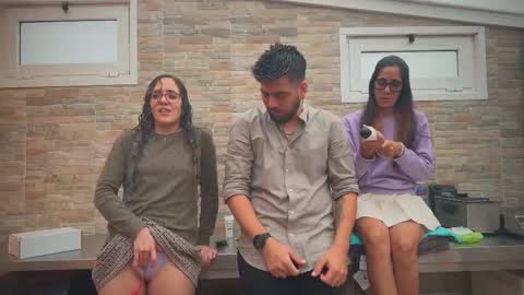 ANDREA STEPH  MIKE online show from September 12, 2025, 8:14 am