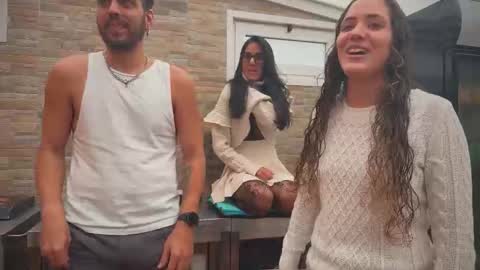 ANDREA STEPH  MIKE online show from October 31, 2025, 10:38 am