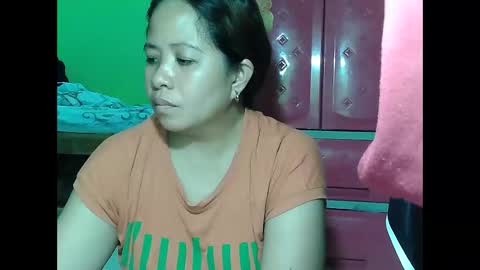 naughtymom26 online show from September 23, 2025, 1:08 am