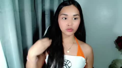 Snapshot of naughtymuse_ chatting on June 6, 2026, 3:39 pm ELISE online show from June 6, 2026, 3:39 pm