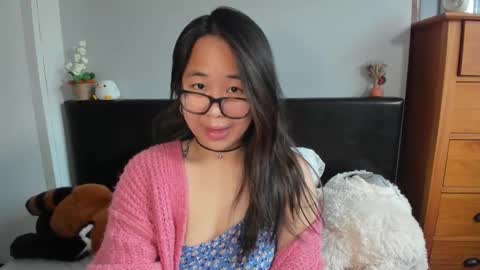 Gigi Chu  online show from February 19, 2026, 11:06 am