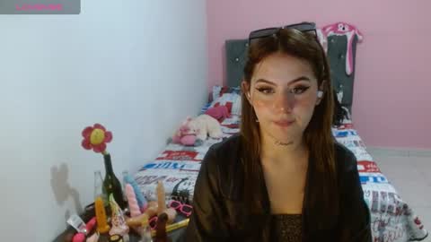 naughtyplayass online show from February 6, 2025, 10:10 pm