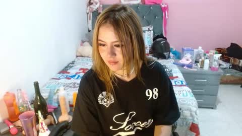 naughtyplayass online show from February 28, 2025, 7:25 pm