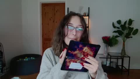 Ella - Naughty Rapunzel online show from December 6, 2024, 10:38 am