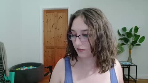 Ella - Naughty Rapunzel online show from December 9, 2024, 12:19 pm