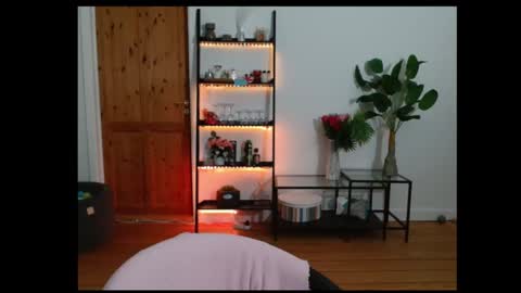 Ella - Naughty Rapunzel online show from December 18, 2024, 12:07 pm