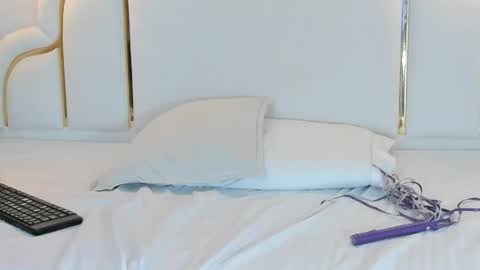 naughtyrose vc online show from April 14, 2026, 12:55 pm