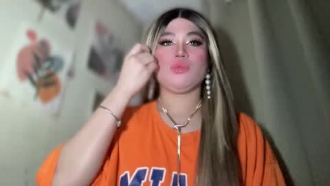 Rose Wilson online show from March 3, 2025, 4:47 am