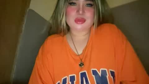 Snapshot of naughtyrosecum chatting on December 18, 2025, 2:56 pm Rose Wilson online show from December 18, 2025, 2:56 pm