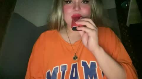 Snapshot of naughtyrosecum chatting on February 6, 2026, 3:15 pm Rose Wilson online show from February 6, 2026, 3:15 pm