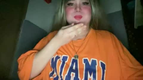 Snapshot of naughtyrosecum chatting on February 7, 2026, 2:43 pm Rose Wilson online show from February 7, 2026, 2:43 pm