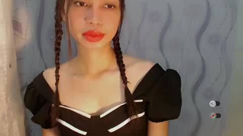 Snapshot of naughtysunshinepinay chatting on April 29, 2026, 1:32 am Celine online show from April 29, 2026, 1:32 am