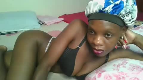 naughty online show from April 18, 2026, 7:58 pm