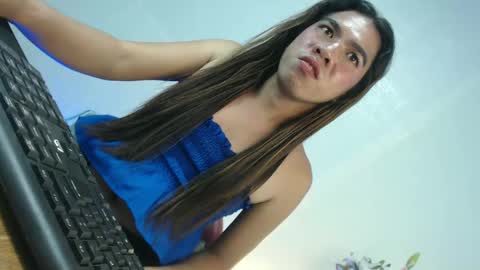 naughtywildvenice online show from February 5, 2025, 4:36 pm