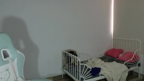 sabrina online show from April 19, 2026, 9:17 pm