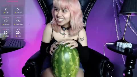 Snapshot of navier__ chatting on May 16, 2026, 3:03 am Navier online show from May 16, 2026, 3:03 am