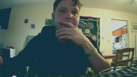 Snapshot of nawteabiscotti chatting on November 19, 2025, 1:33 pm Ladysmoke online show from November 19, 2025, 1:33 pm