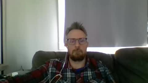 nawtydom1977 online show from April 16, 2026, 3:46 pm