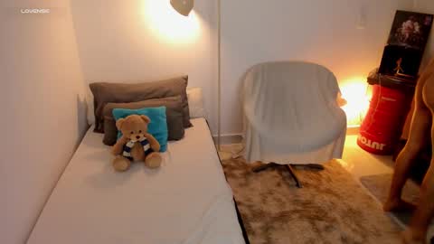 Natan online show from September 13, 2025, 3:06 am