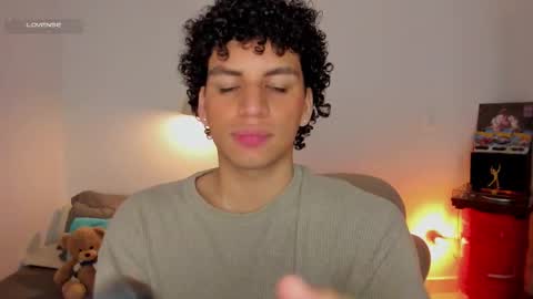 Natan online show from December 17, 2025, 4:35 pm