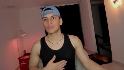 Natan online show from February 22, 2026, 4:02 am