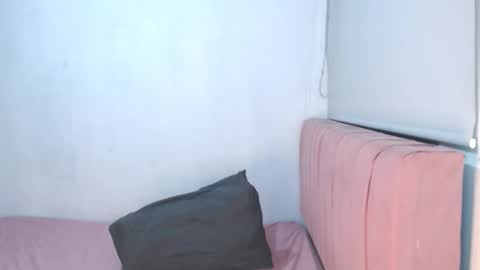 elianis online show from November 22, 2025, 5:50 am