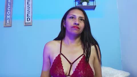 naya_10 online show from October 15, 2025, 11:38 pm