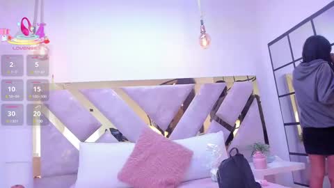 nayara_macherano online show from March 9, 2025, 3:43 am