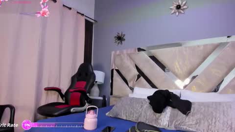 nayara_macherano online show from September 16, 2025, 11:11 am