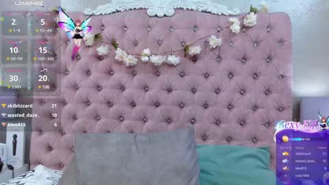 Snapshot of nayecloud chatting on January 19, 2025, 7:46 am Naye online show from January 19, 2025, 7:46 am