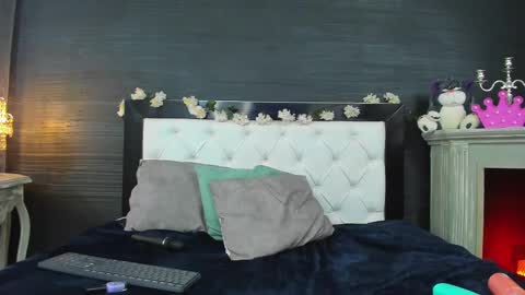 Snapshot of nayecloud chatting on February 11, 2025, 7:02 am Naye online show from February 11, 2025, 7:02 am