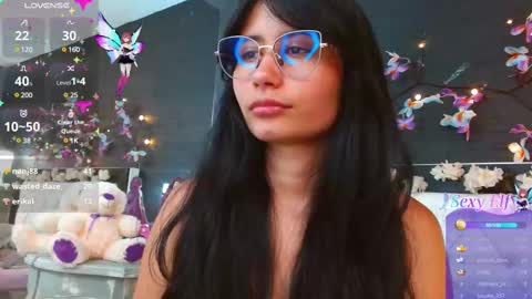 Snapshot of nayecloud chatting on March 1, 2025, 9:40 am Naye online show from March 1, 2025, 9:40 am