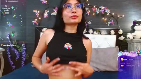 Snapshot of nayecloud chatting on March 2, 2025, 3:45 am Naye online show from March 2, 2025, 3:45 am