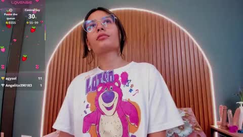 Snapshot of nayecloud chatting on October 16, 2025, 3:51 am Naye online show from October 16, 2025, 3:51 am