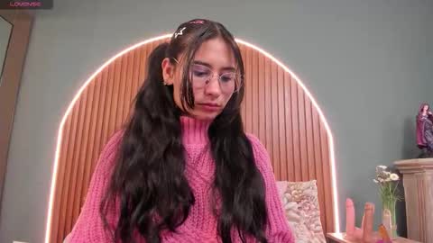 Snapshot of nayecloud chatting on October 18, 2025, 1:19 am Naye online show from October 18, 2025, 1:19 am