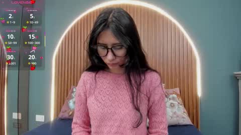 Snapshot of nayecloud chatting on November 27, 2025, 3:52 am Naye online show from November 27, 2025, 3:52 am