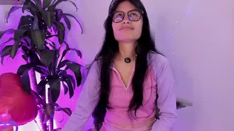 Naye  online show from April 28, 2026, 2:21 am