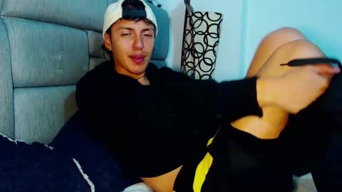 Im Nayton online show from October 15, 2025, 12:55 am