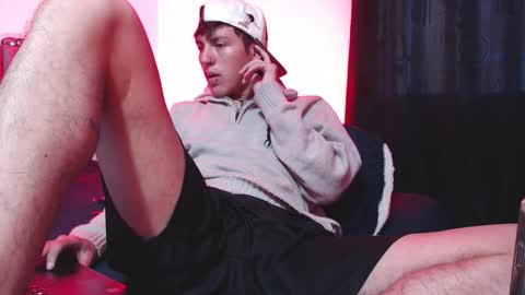 Im Nayton online show from November 11, 2025, 11:10 am