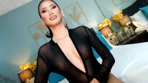 Snapshot of nayumi_edwards chatting on July 3, 2026, 4:57 pm F R A N Z I A online show from July 3, 2026, 4:57 pm