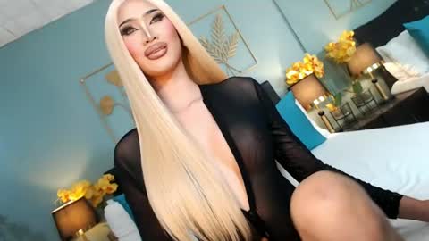Snapshot of nayumi_edwards chatting on July 7, 2026, 6:01 pm F R A N Z I A online show from July 7, 2026, 6:01 pm